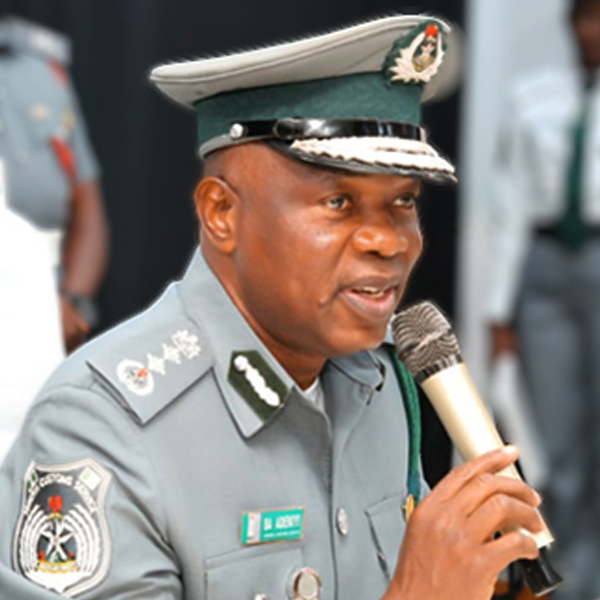 Customs Employs 3,852 from 573,680 Applicants